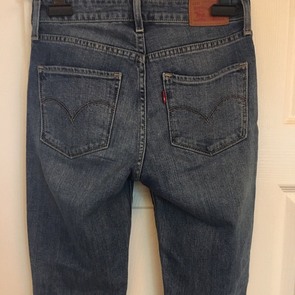 Levi’s high waisted skinny jeans. - Picture 1 of 4